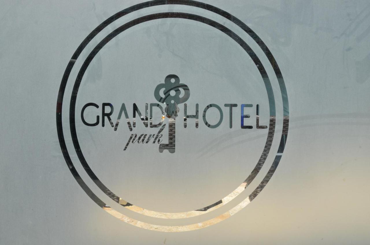 Grand Park Hotel Корлу Экстерьер фото